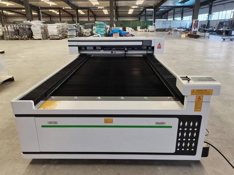 双色板激光切割机如何切割不发黑？